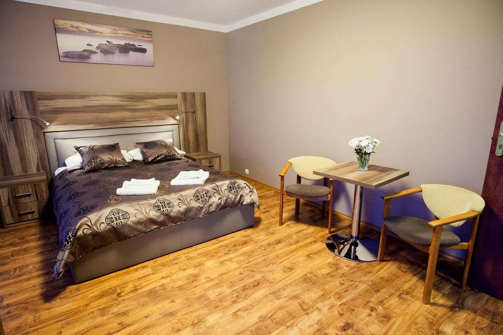 Dw Airen Hotel Trzesacz Room photo