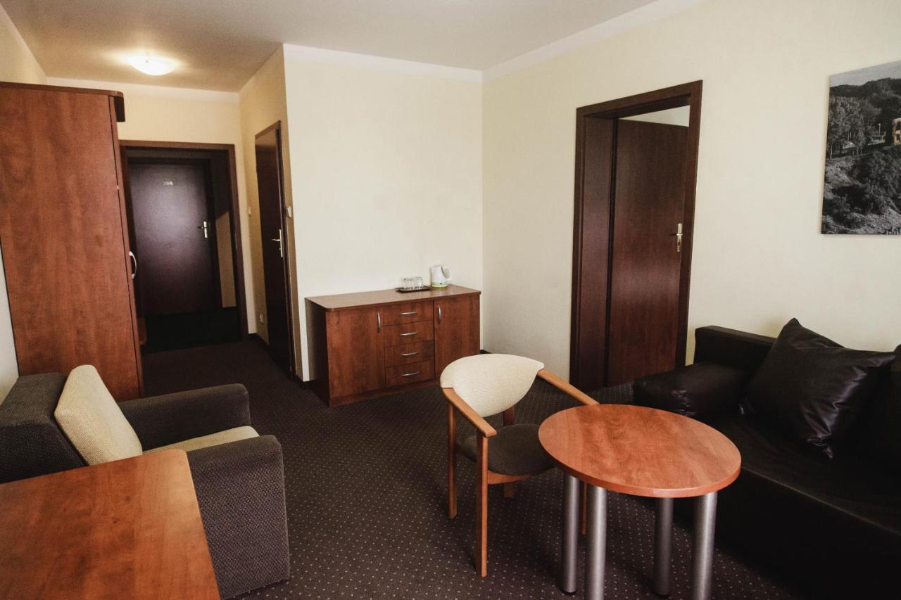 Dw Airen Hotel Trzesacz Exterior photo
